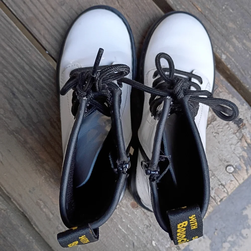 Dr. Martens White Lace-Up Zip Combat Boots Patent Leather Yellow Stitch Girls 1